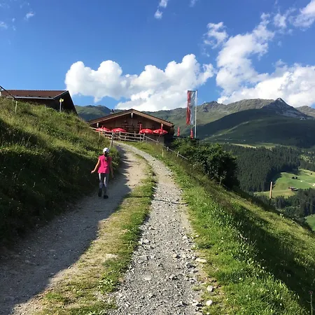 Inn Gast- Und Christler *