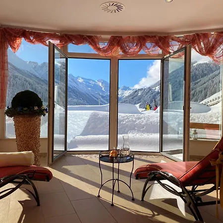 Gast- Und Christler *