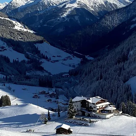 Gast- Und Christler Inn Tux