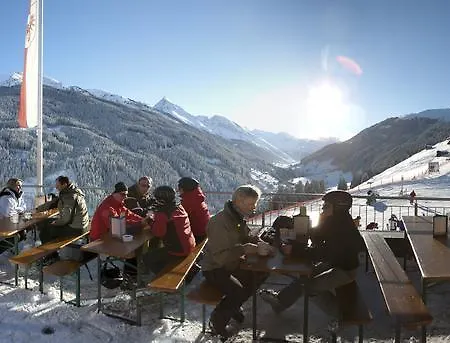 Inn Gast- Und Christler