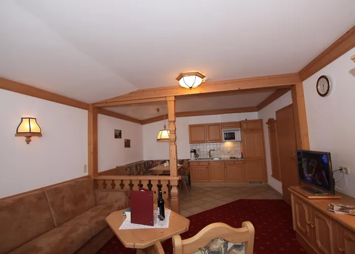 Gast- Und Christler Värdshus Tux