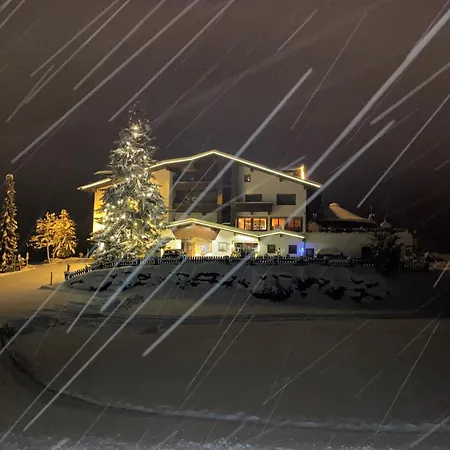 Gast- Und Christler *