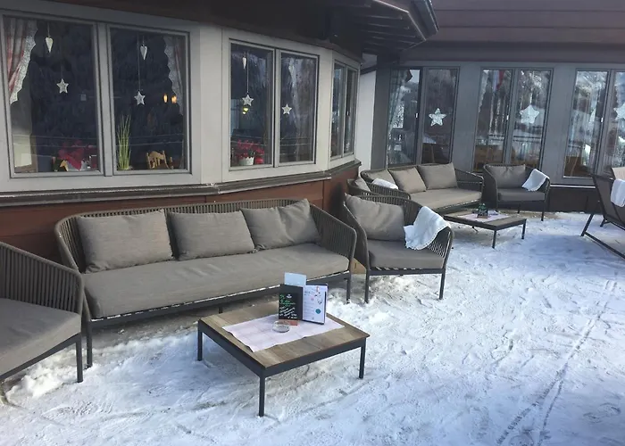 Zajazd Gast- Und Christler Tux